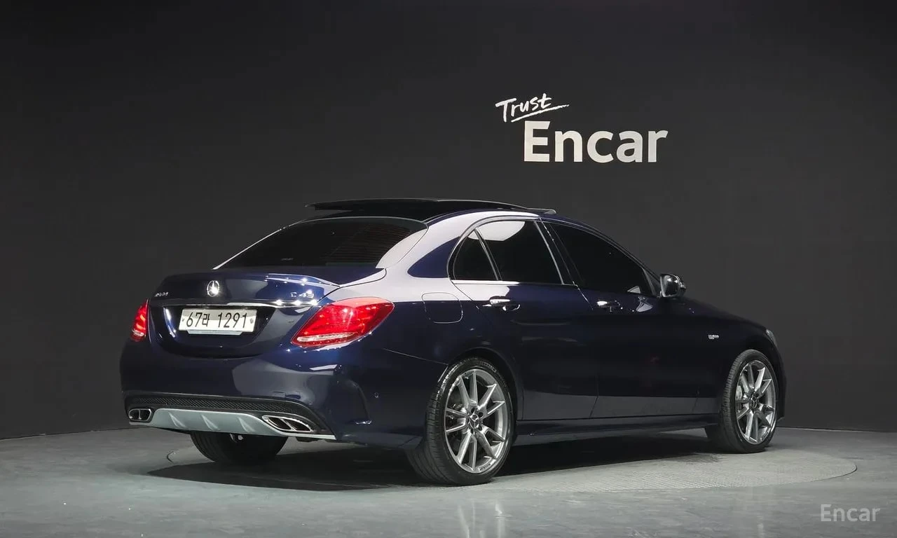 Mercedes-Benz C 43 AMG 4MATIC | ПАНОРАМА | BURMESTER | АВТОФИНАНСИРАНЕ, снимка 2 - Автомобили и джипове - 56139434