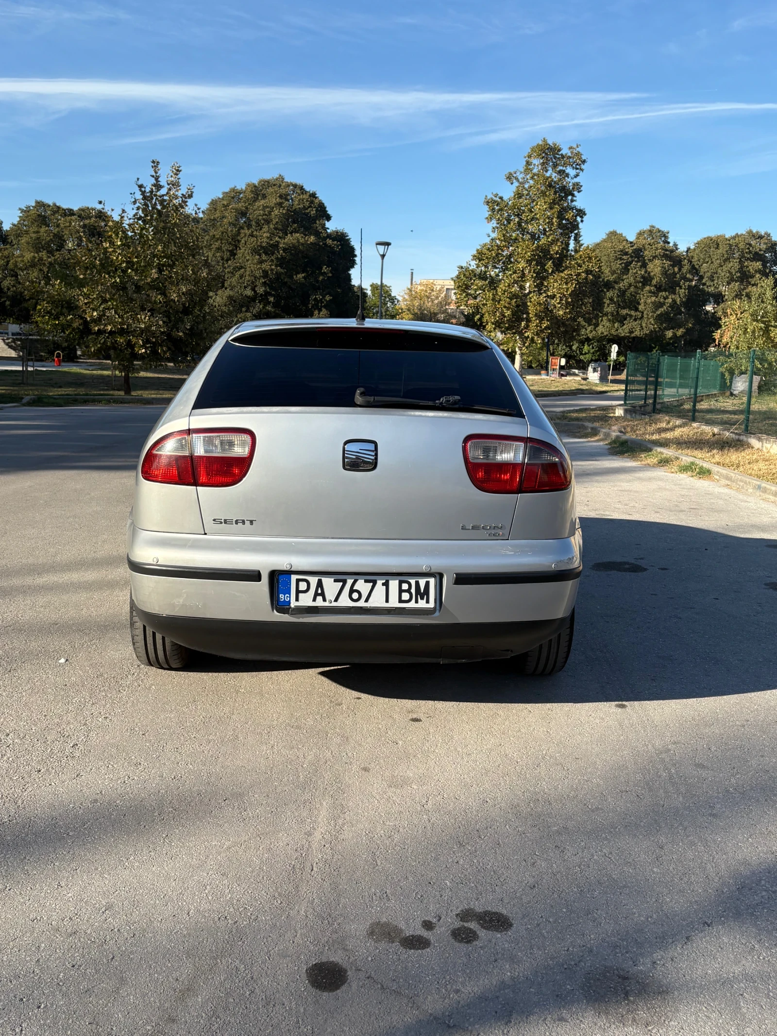Seat Leon, снимка 4 - Автомобили и джипове - 56344791