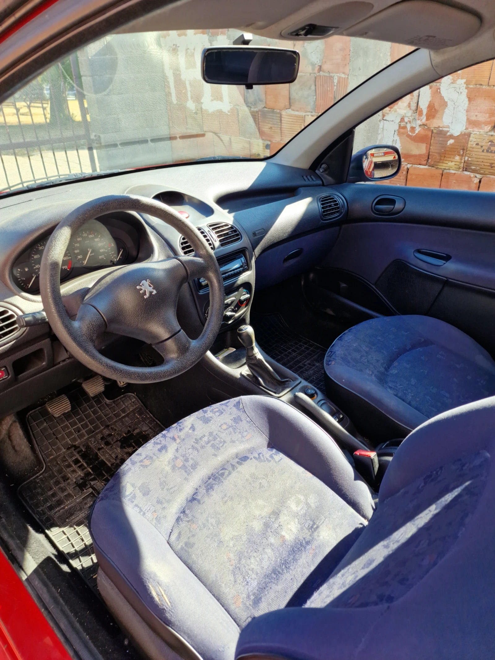 Peugeot 206, снимка 5 - Автомобили и джипове - 56372097
