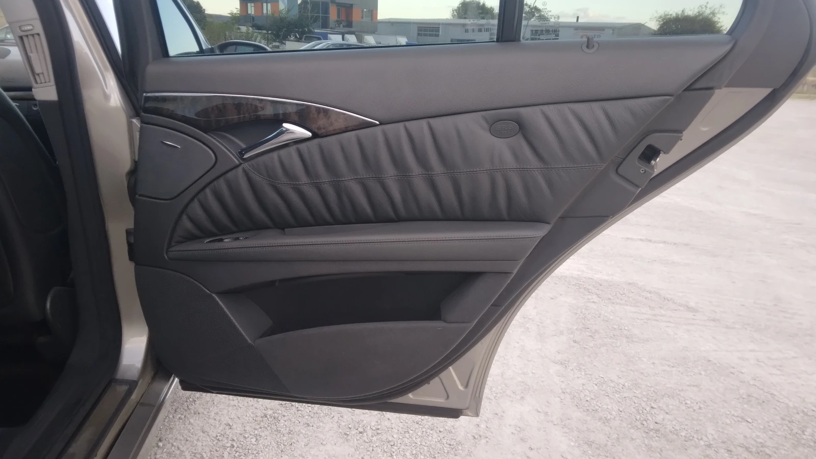 Mercedes-Benz E 320 Mercedes-Benz E-Klasse E 320 CDI Avantgarde | Mobile.bg � ����������� 7