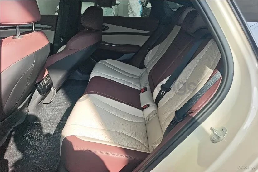 BYD Seal ЦЕНА ДО БЪЛГАРИЯ* , снимка 5 - Автомобили и джипове - 56682843