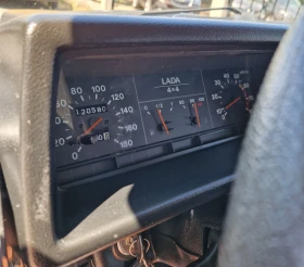 Lada Niva 1.7i КЛИМАТИК , снимка 10
