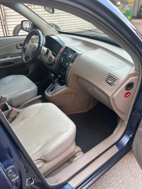 Hyundai Tucson 2.0 CRDI Avtomat 4x4 - 3900 € / 7627.74 лв. - 51933582 12