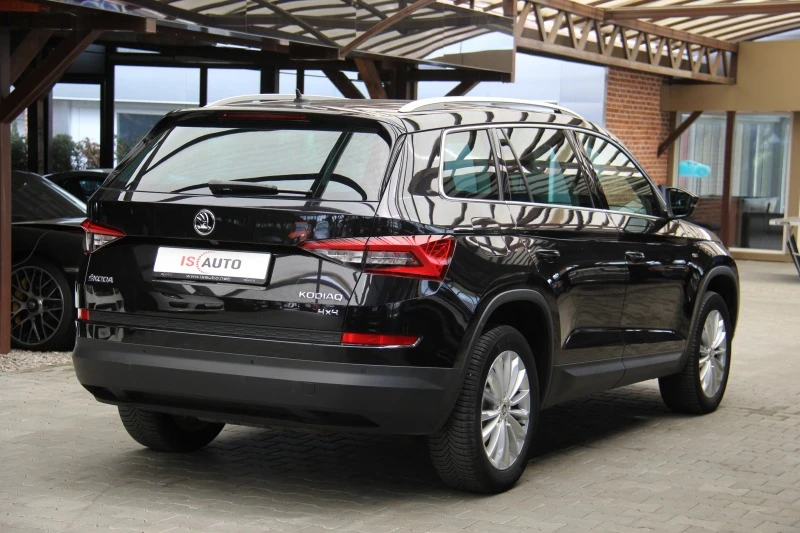 Skoda Kodiaq 4x4/Kamera, снимка 6 - Автомобили и джипове - 40381540