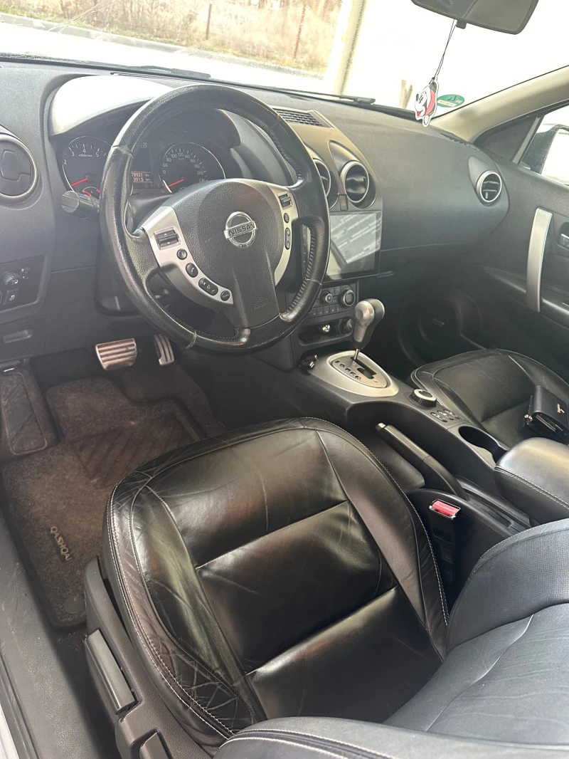 Nissan Qashqai, снимка 9 - Автомобили и джипове - 46622326