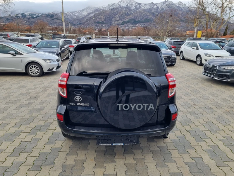 Toyota Rav4 2.2D4D-150ps 4X4 * 6 СКОРОСТИ * 148хил.км!!!, снимка 5 - Автомобили и джипове - 48363025