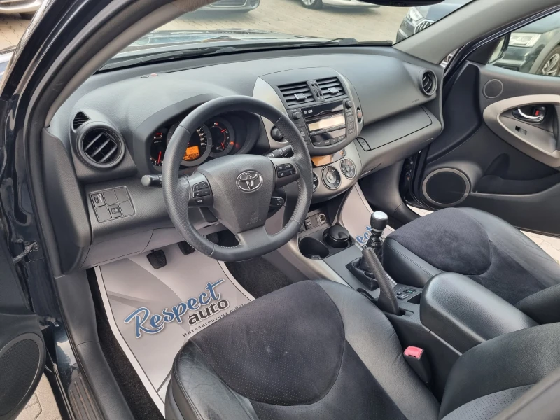 Toyota Rav4 2.2D4D-150ps 4X4 * 6 СКОРОСТИ * 148хил.км!!!, снимка 9 - Автомобили и джипове - 48363025