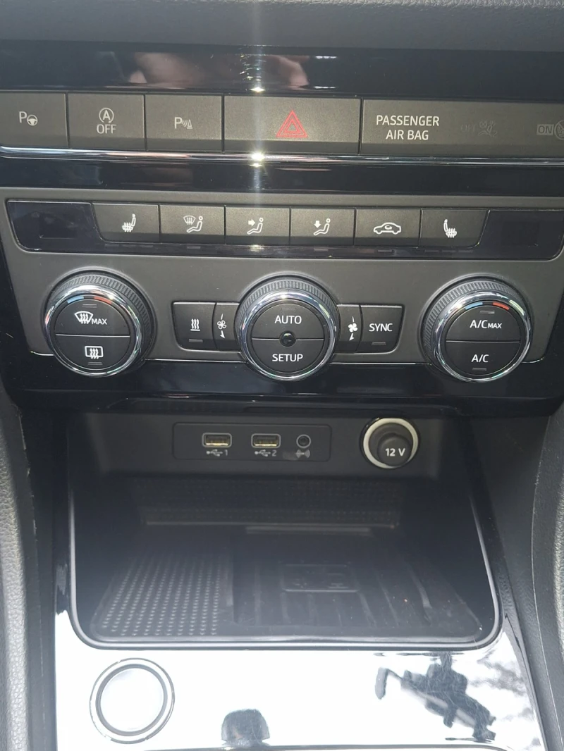 Seat Ateca 2.0 TDI 4Drive Xcellence, снимка 16 - Автомобили и джипове - 51322815