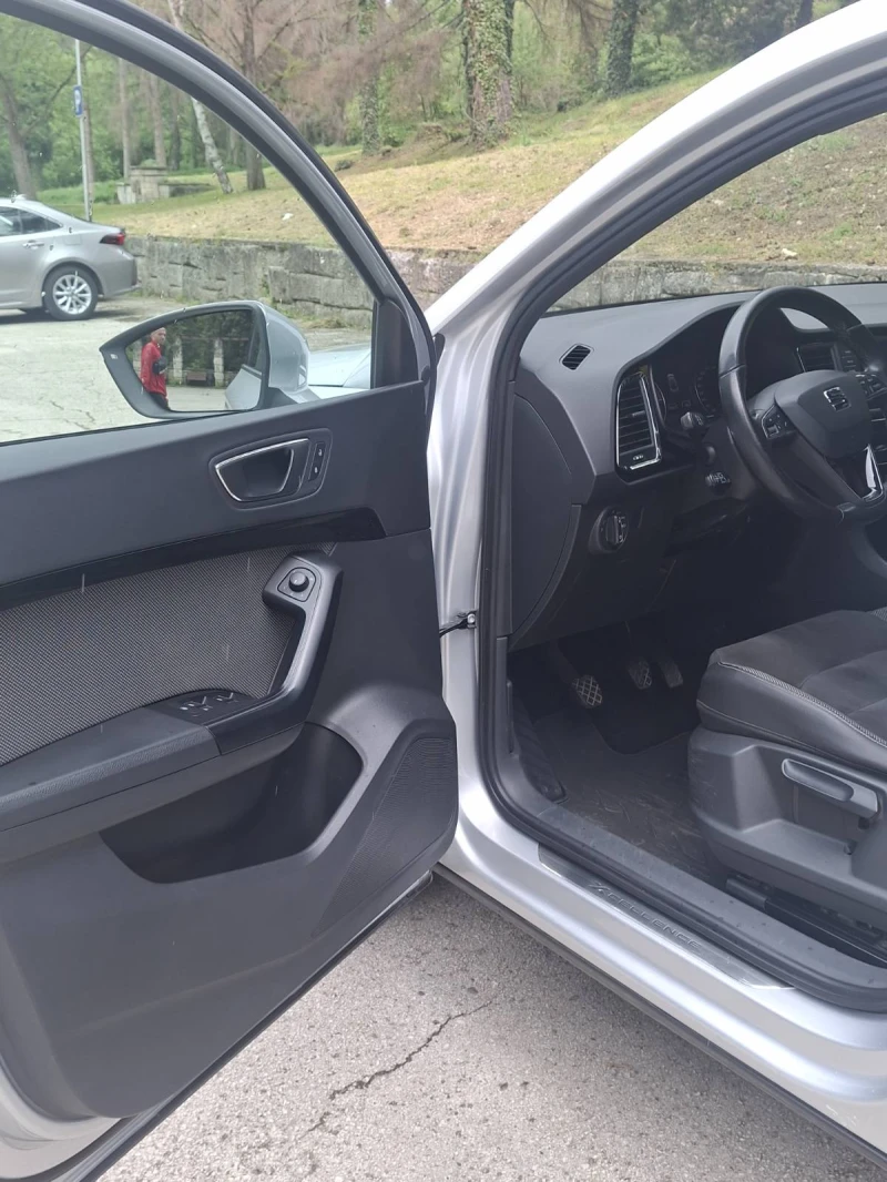 Seat Ateca 2.0 TDI 4Drive Xcellence, снимка 9 - Автомобили и джипове - 51322815