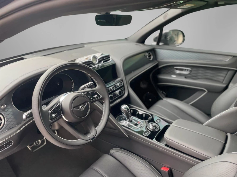 Bentley Bentayga V8/LONG/MULLINER/NAIM/PANO/360/HEAD UP/BLACKLINE/, снимка 9 - Автомобили и джипове - 52280334