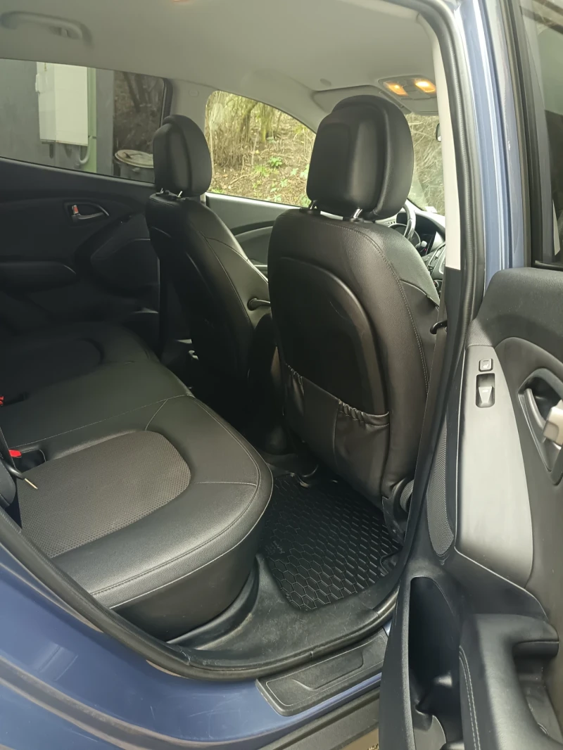 Hyundai IX35 2000куб./4х4/Газ/Бензин, снимка 9 - Автомобили и джипове - 52829685