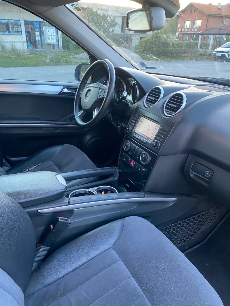 Mercedes-Benz ML 320, снимка 13 - Автомобили и джипове - 53124756