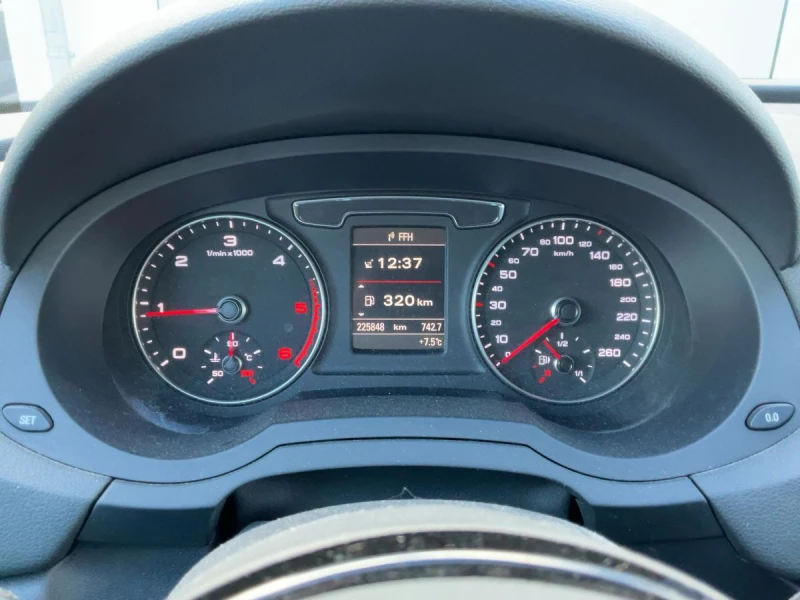 Audi Q3 2, 0 TDI Quattro 150к/с, снимка 6 - Автомобили и джипове - 53361191