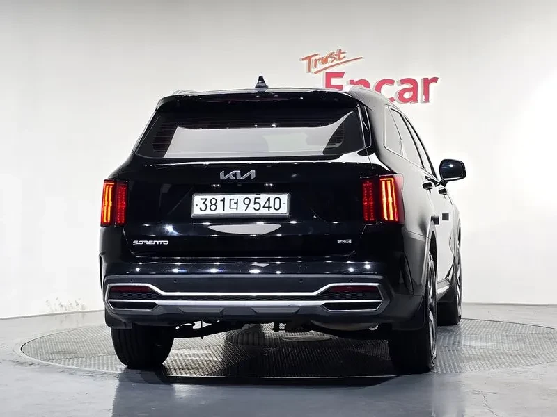 Kia Sorento 2.2 CRDI 4WD - САМО 30% АВАНС, снимка 4 - Автомобили и джипове - 56018247