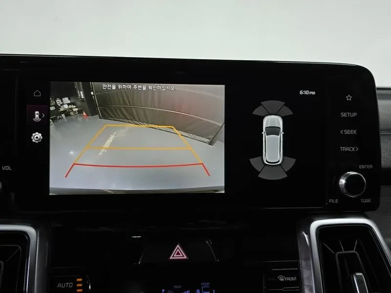 Kia Sorento 2.2 CRDI 4WD - САМО 30% АВАНС, снимка 15 - Автомобили и джипове - 56018247