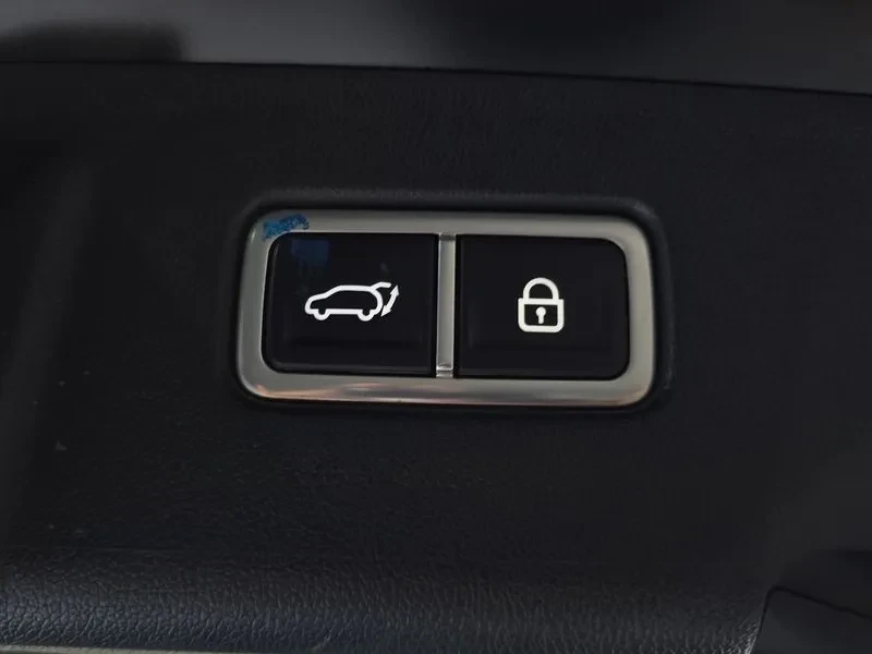Kia Sorento 2.2 CRDI 4WD - САМО 30% АВАНС, снимка 17 - Автомобили и джипове - 56018247
