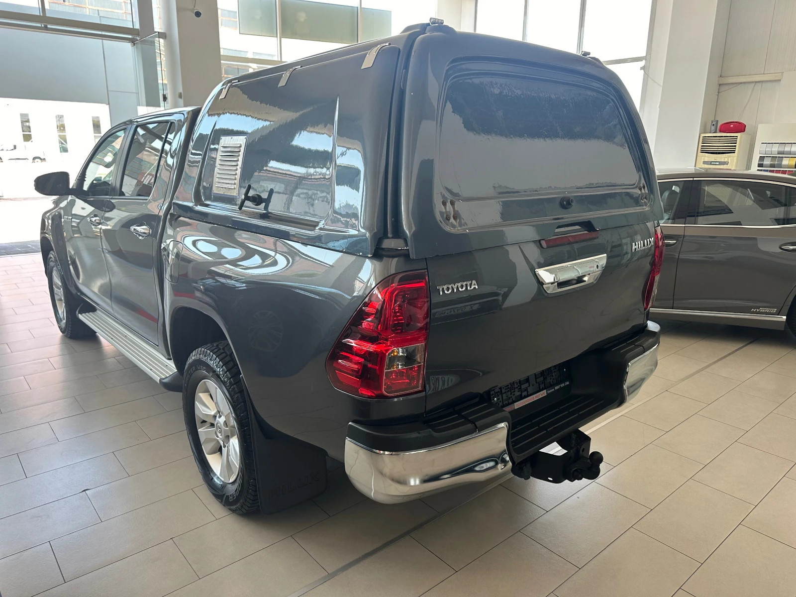 Toyota Hilux  - изображение 3