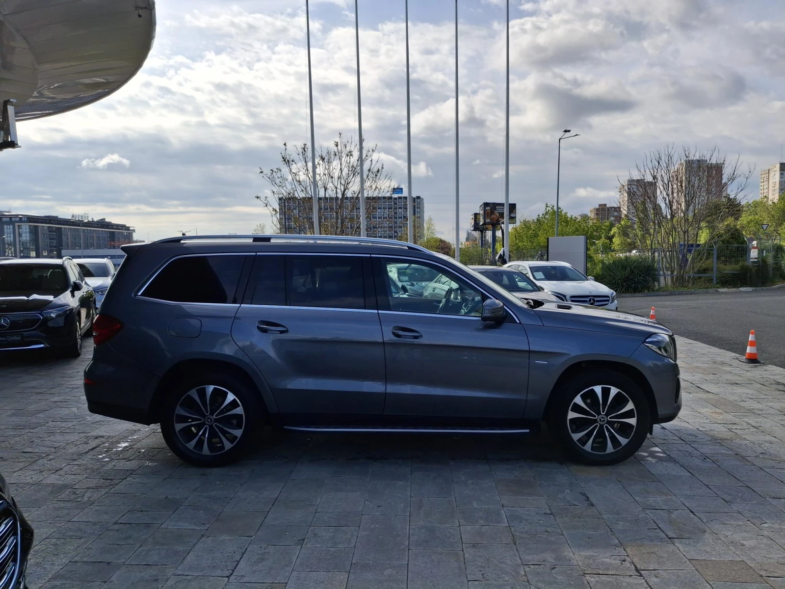 Mercedes-Benz GLS 350 d 4MATIC - изображение 4