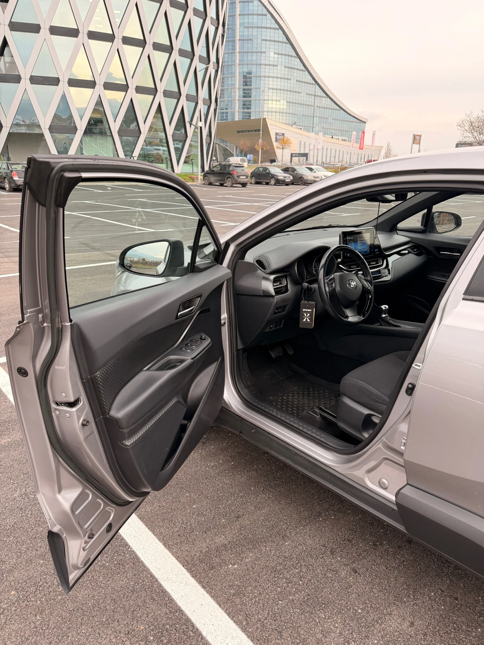 Toyota C-HR  - изображение 6