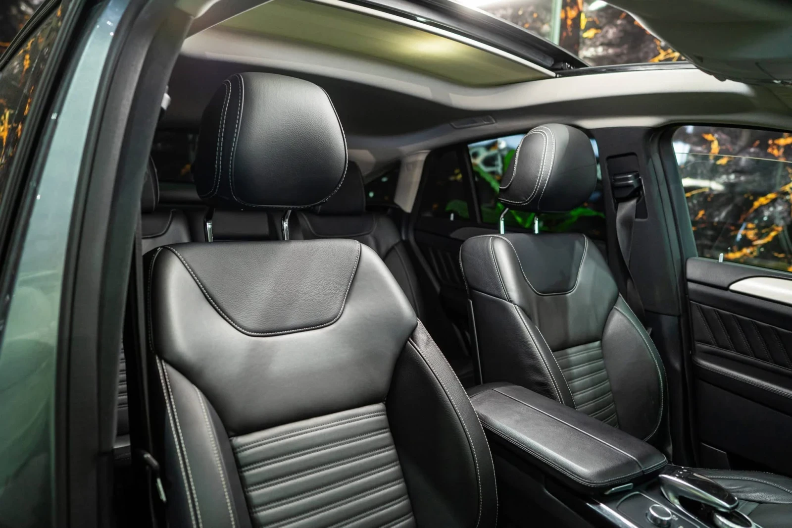 Mercedes-Benz GLE 350 D 4MATIC FULL AMG LINE ПАНО H&K ЛИЗИНГ 100%, снимка 14 - Автомобили и джипове - 53896888