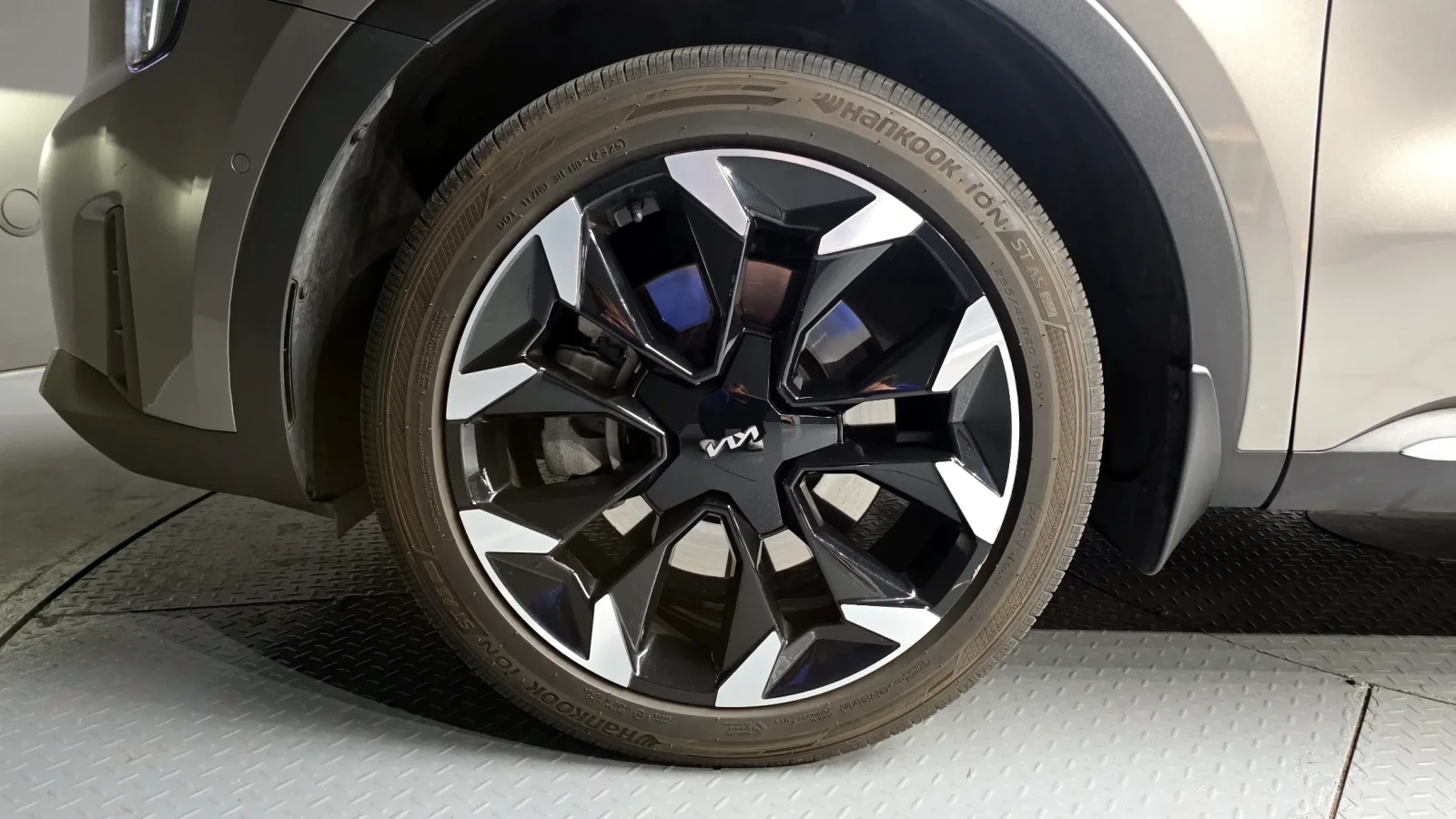 Kia Sorento 2024* NOBLESSE* КРАЙНА ЦЕНА, снимка 5 - Автомобили и джипове - 54378230