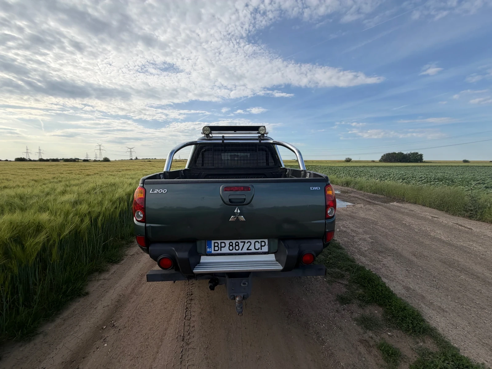 Mitsubishi L200, снимка 6 - Автомобили и джипове - 54884467
