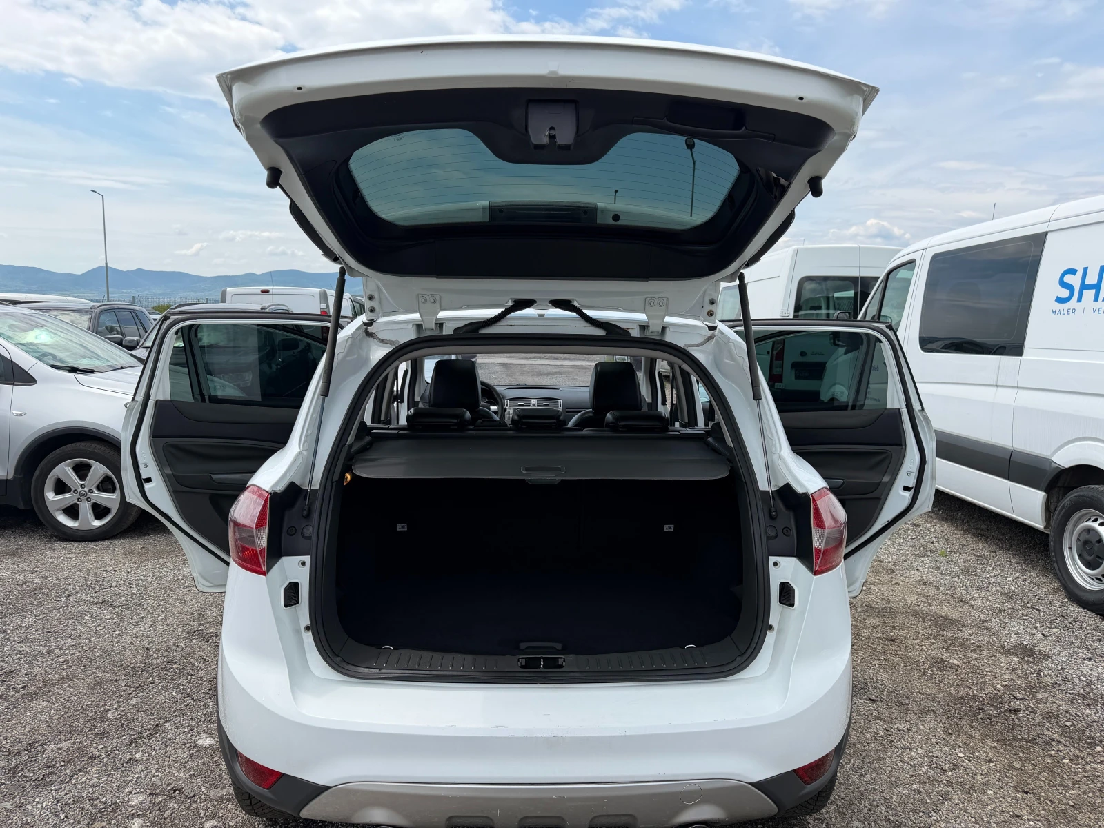 Ford Kuga 2.0, снимка 12 - Автомобили и джипове - 55003712