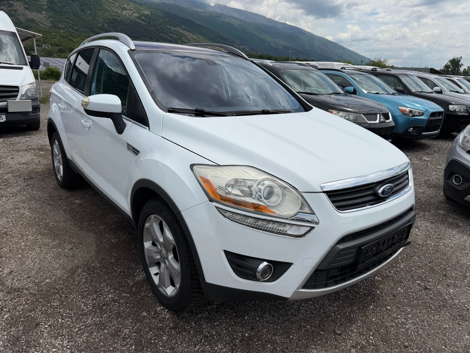 Ford Kuga 2.0, снимка 3 - Автомобили и джипове - 55003712