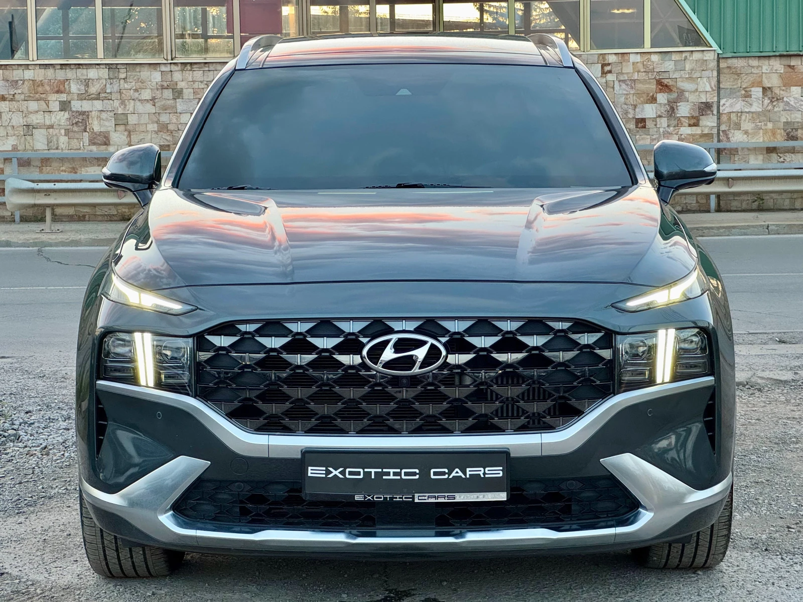 Hyundai Santa fe 2.2 CRDi 4WD ! Calligraphy !, снимка 2 - Автомобили и джипове - 55485532