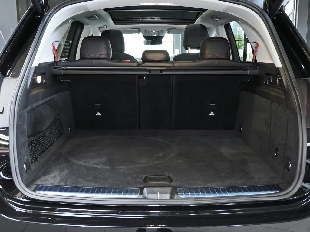 Mercedes-Benz GLE 53 4MATIC FACELIFT / 4M / NIGHT / BURM / 360 / MULTIBEAM /, снимка 15 - Автомобили и джипове - 55768558