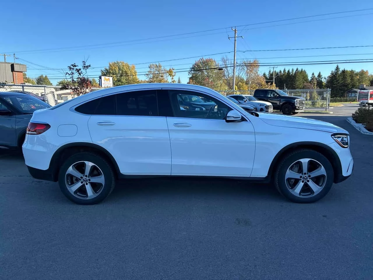 Mercedes-Benz GLC 300  CARFAX / ���� �� ������ / ���� �� �������� | Mobile.bg � ����������� 4
