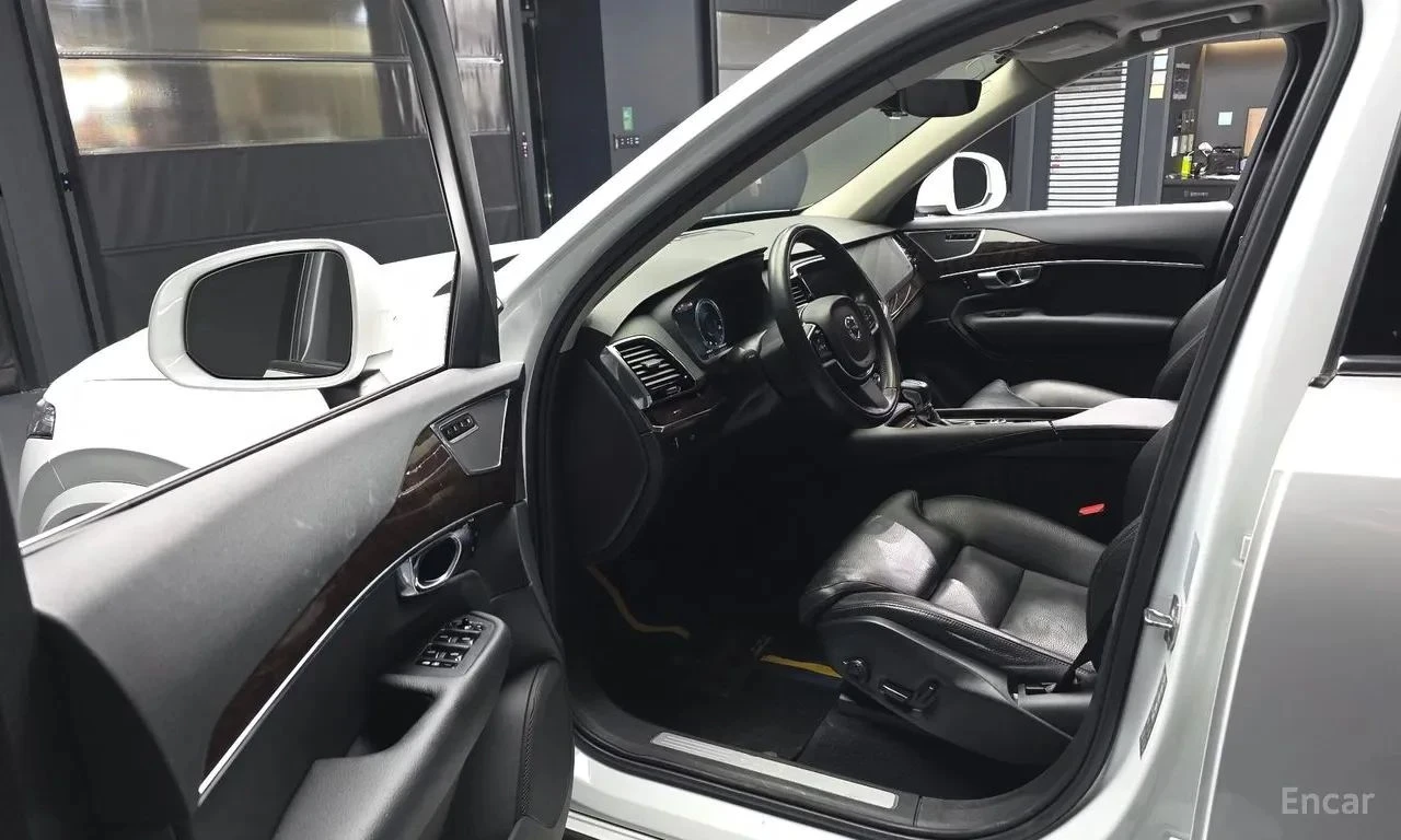 Volvo Xc90, снимка 5 - Автомобили и джипове - 56706079