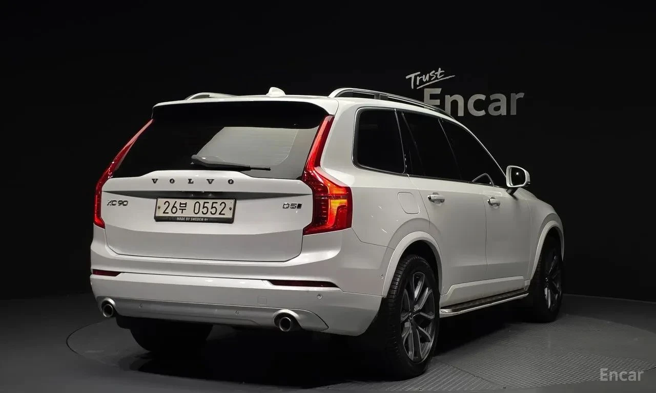 Volvo Xc90, снимка 2 - Автомобили и джипове - 56706079