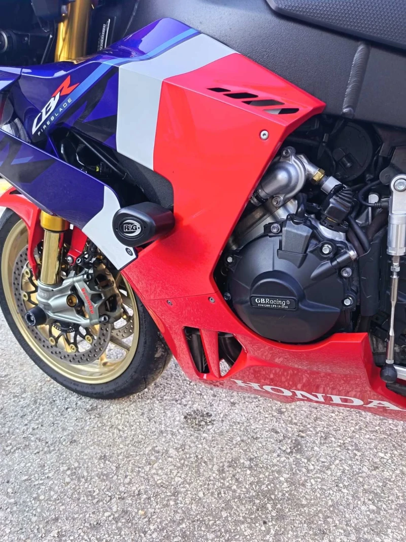 Honda Cbr Honda CBR 1000RR-R SP, снимка 14 - Мотоциклети и мототехника - 51065739