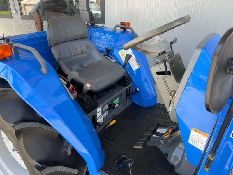 Трактор ISEKI ТК29 КАТО НОВ!, снимка 3 - Селскостопанска техника - 51598403