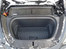 Tesla Model Y Long Range AWD 425кс, снимка 12