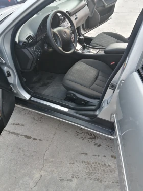 Mercedes-Benz C 220, снимка 5