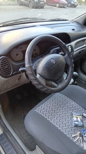 Renault Scenic 2.0 16V (137 к.с.) бензин/газ, снимка 9
