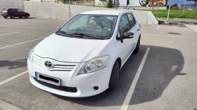 Toyota Auris, снимка 1