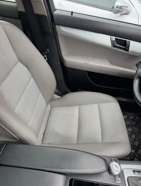 ����� �� �������� �� Mercedes-Benz C 220  ������� ������ ����
