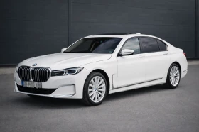 BMW 750 xDrive | В Гаранция | Full Екстри, снимка 2