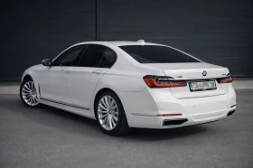 BMW 750 xDrive | В Гаранция | Full Екстри, снимка 7