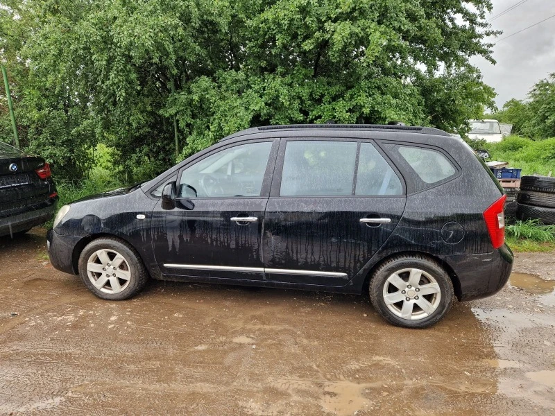 Kia Carens 2.0 crdi 140к.с, снимка 3 - Автомобили и джипове - 45652115