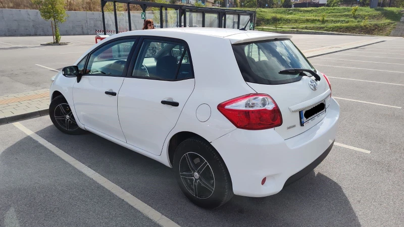 Toyota Auris, снимка 7 - Автомобили и джипове - 47239329