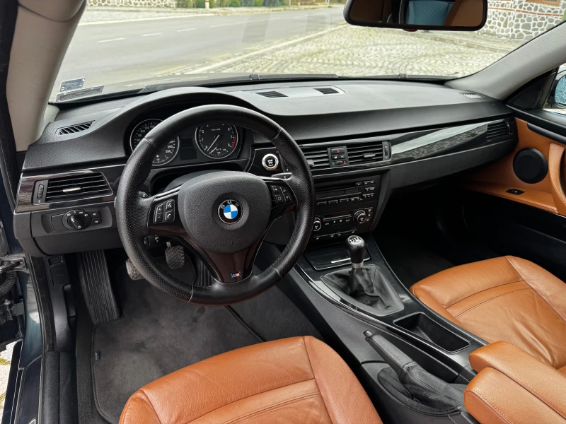 BMW 330 Xi ръчка 272hp, снимка 13 - Автомобили и джипове - 47324373