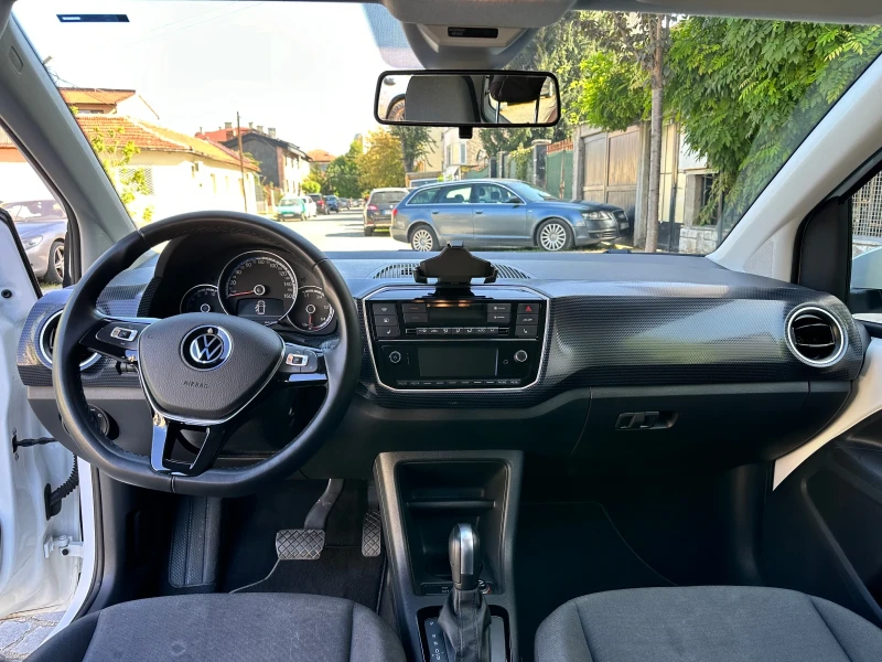 VW Up, снимка 8 - Автомобили и джипове - 48467334