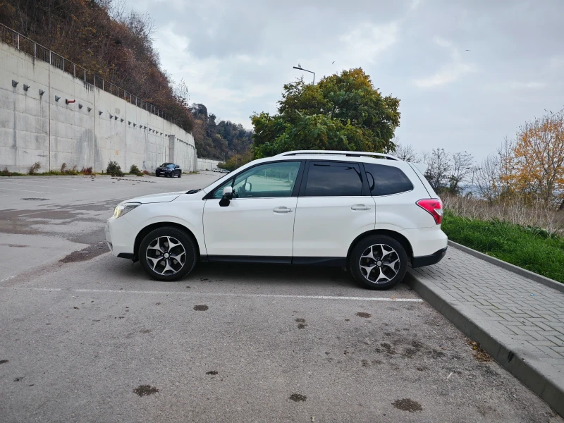 Subaru Forester 2.0 ХТ , снимка 3 - Автомобили и джипове - 48581793