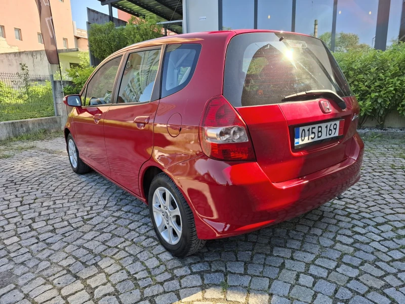 Honda Jazz 1.4i ПЕРФЕКТНА! КАТО НОВА! КЛИМАТРОНИК!, снимка 3 - Автомобили и джипове - 50568056