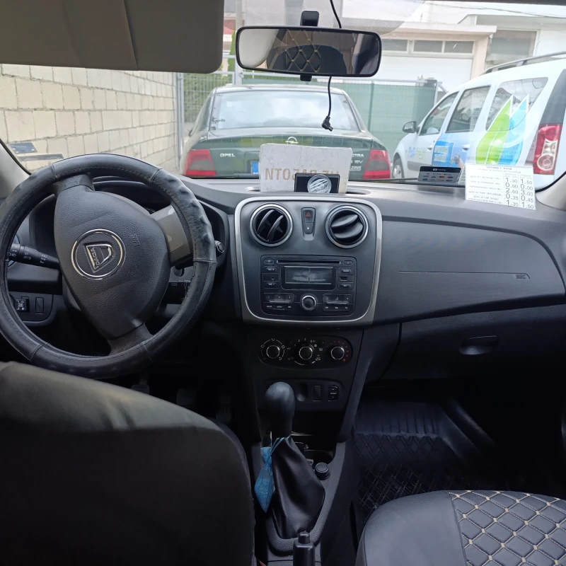Dacia Logan 1.2, снимка 6 - Автомобили и джипове - 52499750