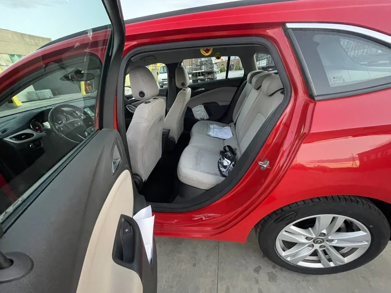 Opel Astra, снимка 7 - Автомобили и джипове - 51762428